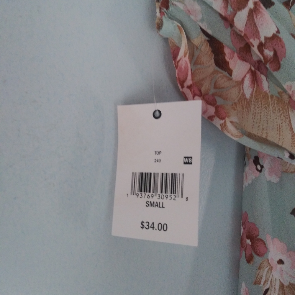 Top - Picture 6 of 6